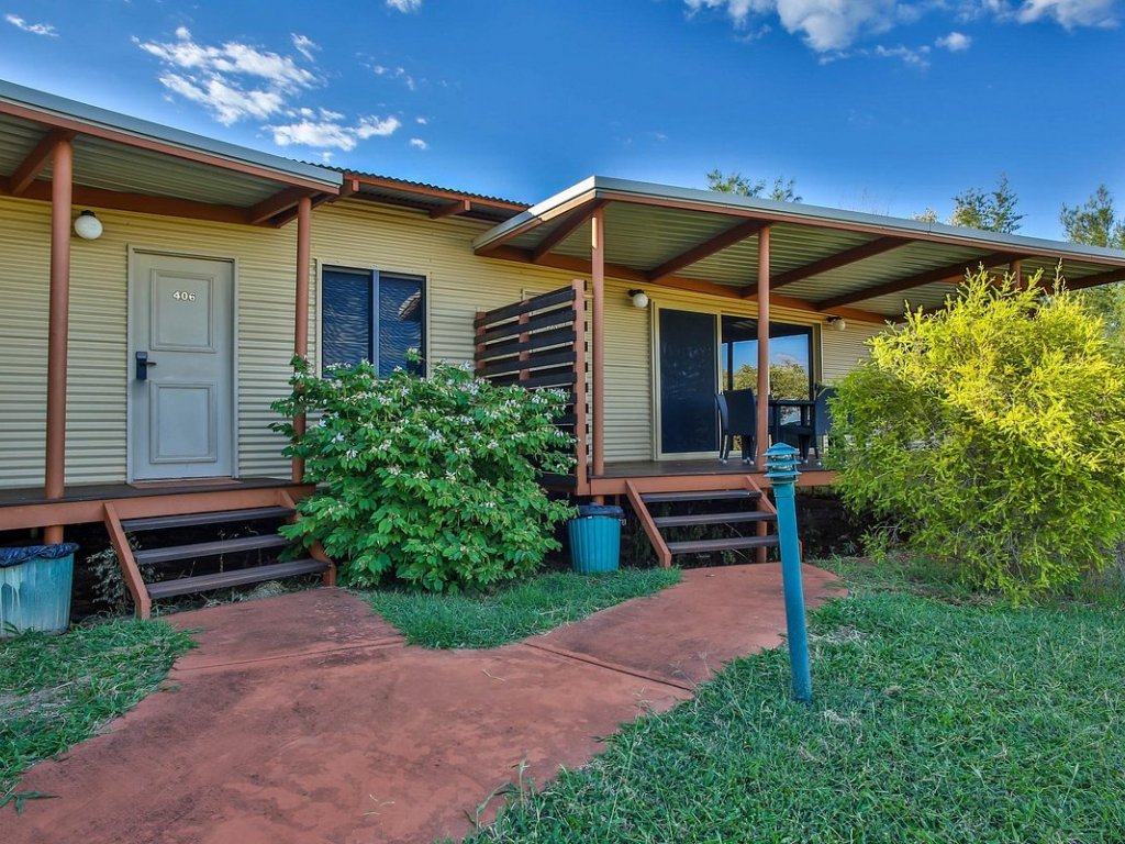 KIMBERLEY HOTEL - Room exterior - Halls Creek - Australia