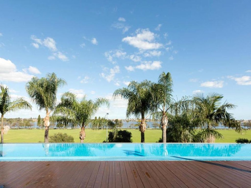 Piscina - Crowne Plaza Perth