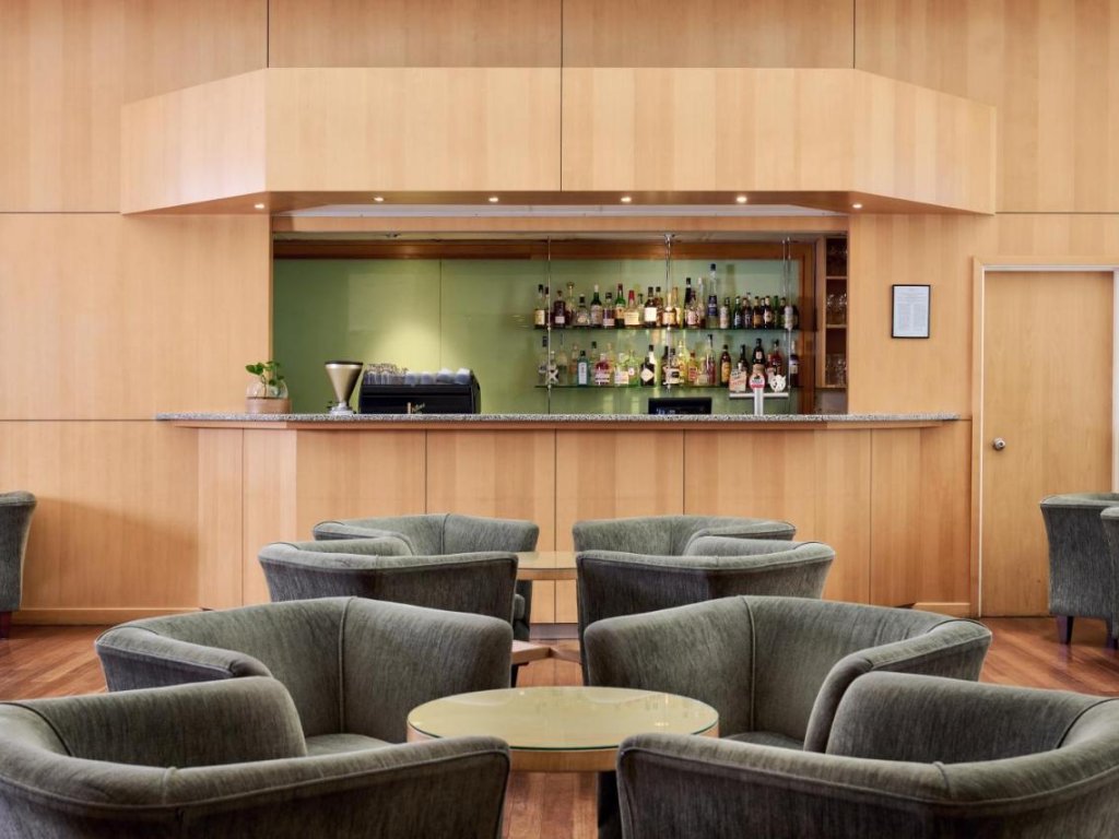 Bar - Crowne Plaza Perth