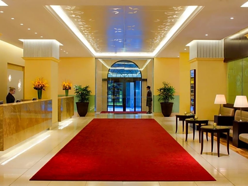 Recepción - Radisson Blu Plaza Hotel