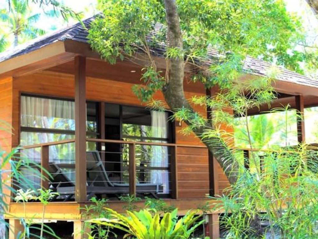 Oure Lodge Beach Resort