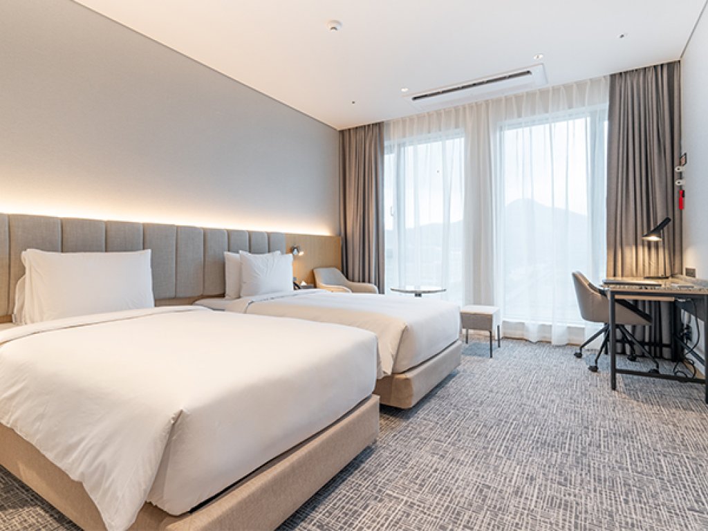 Twin Superior Room - Stanford Hotel Andong