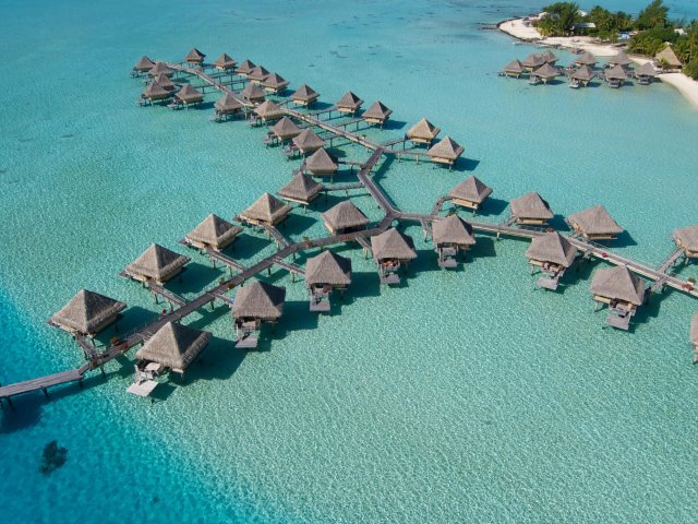 intercontinental bora bora le moana resort