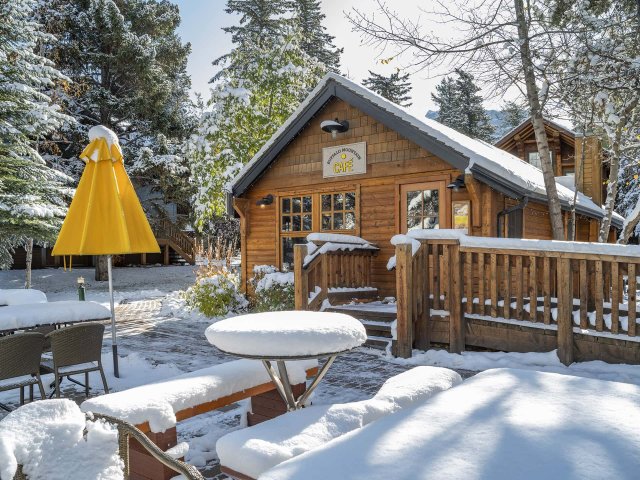 BUFFALO MOUNTAIN LODGE