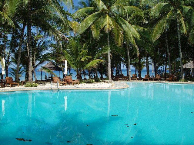 COCO GROVE BEACH RESORT