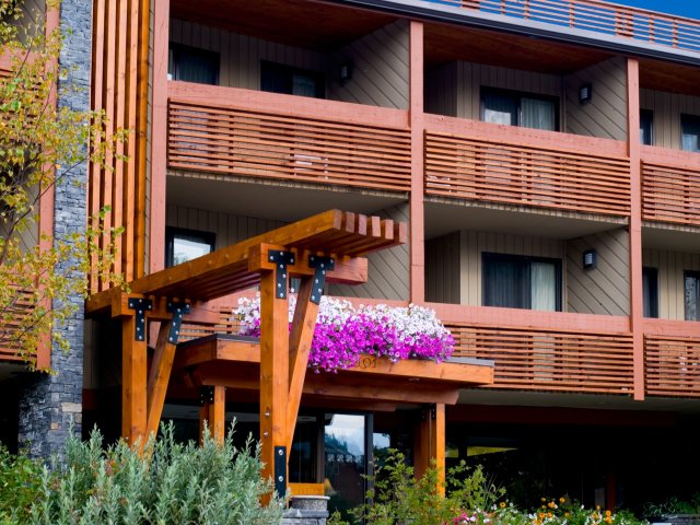 BANFF ASPEN LODGE 