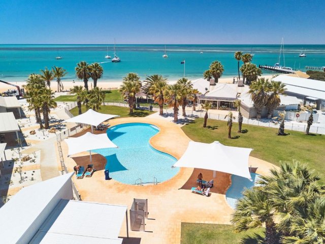 RAC MONKEY MIA DOLPHIN RESORT