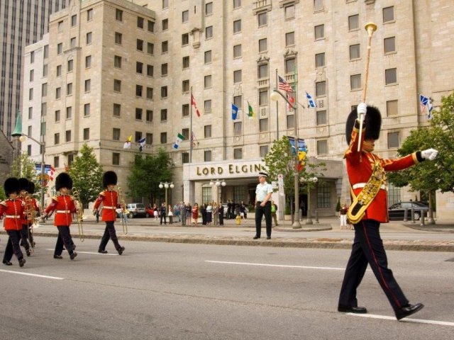 Lord Elgin Hotel