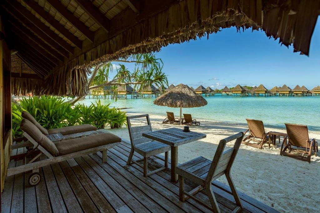 Intercontinental Bora Bora Le Moana Resort 
