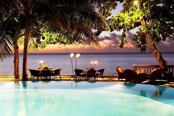 Le Tahiti by Pearl Resorts - Exterior de noche