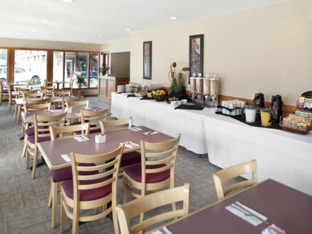 Maligne Lodge - Restauración