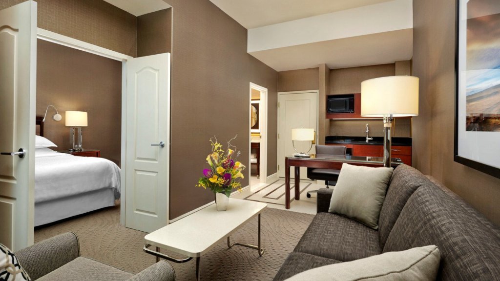 SHERATON SUITES CALGARY EAU CLAIRE