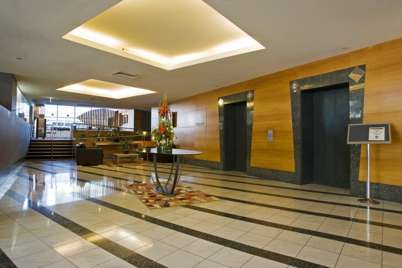 Melbourne Clarion Suites Gateway - Reception
