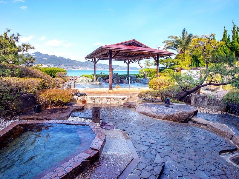 Japón - Ryokan Katsuura Gyoen - Onsen