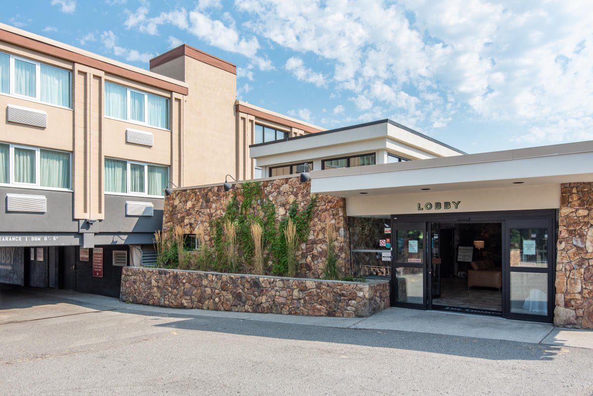 The Thompson Hotel & Conference Centre - 3*